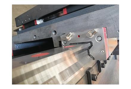 AG老哥俱乐部-老哥必备的交流社区