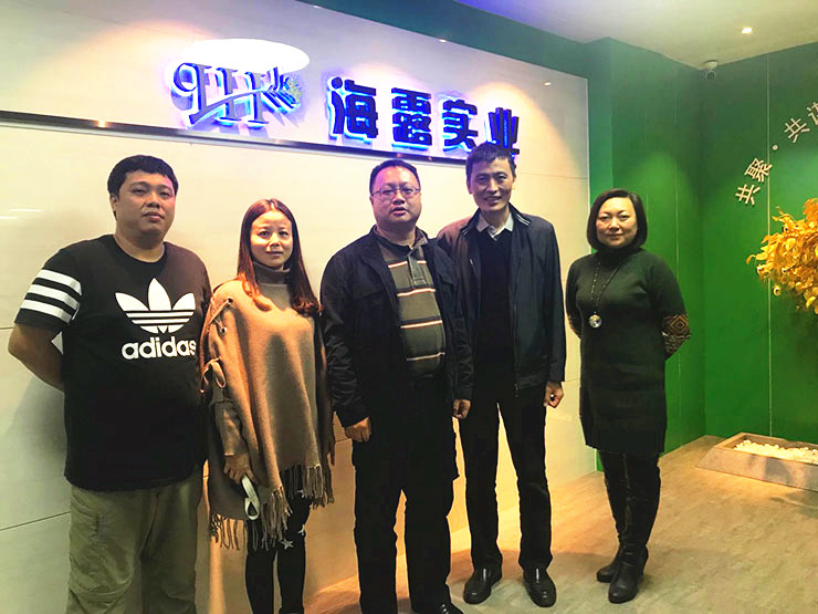 ���ι���|UB8���ι���|�������ý���